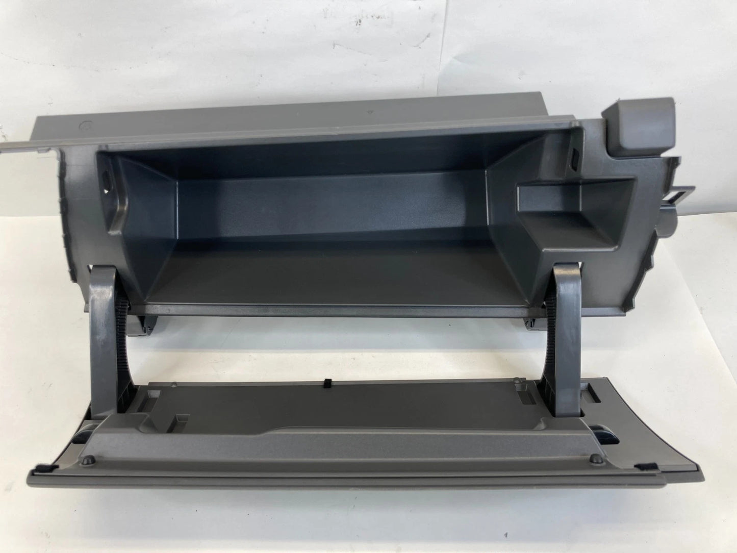2010-2015 TOYOTA PRIUS UPPER GLOVE BOX STORAGE COMPARTMENT 55511-47040