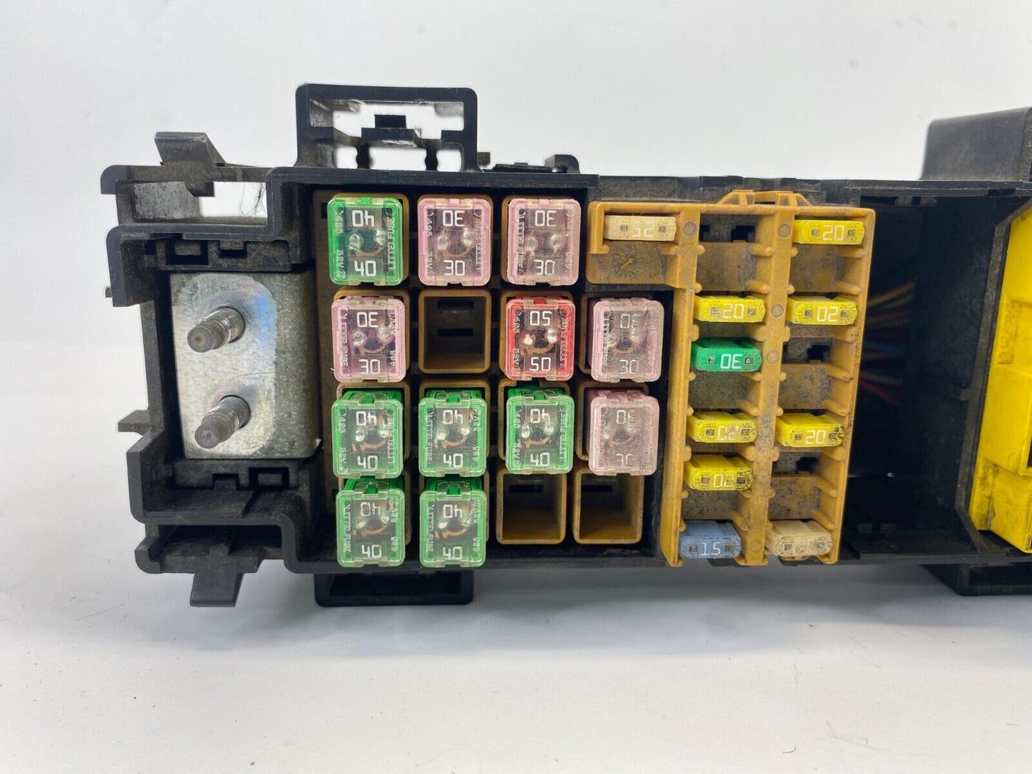 2007 Jeep Commander 4.7L Engine Fuse Relay Box Compartment 56047807AE