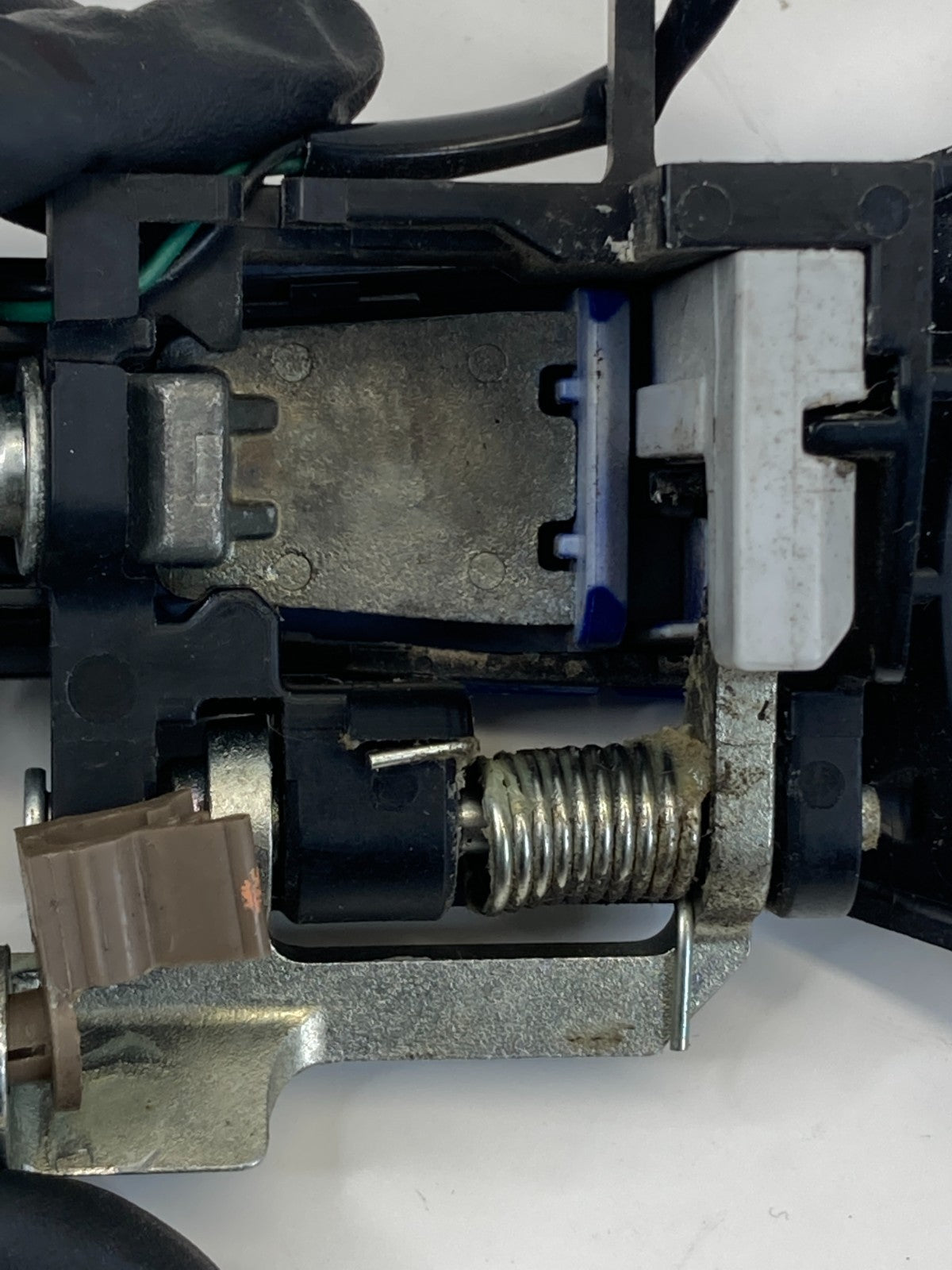 2008-2017 Mitsubishi Lancer Front Right Passenger Side Door Exterior Handle OEM