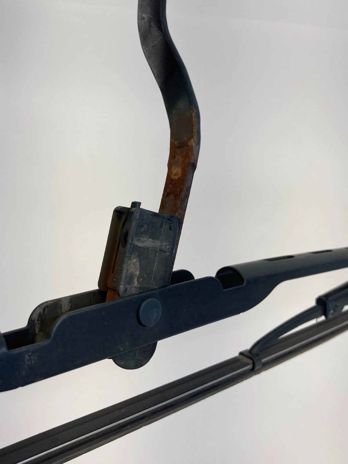 2011-2016 HYUNDAI ELANTRA FRONT WINDSHIELD LEFT DRIVER SIDE WIPER ARM ASSY OEM