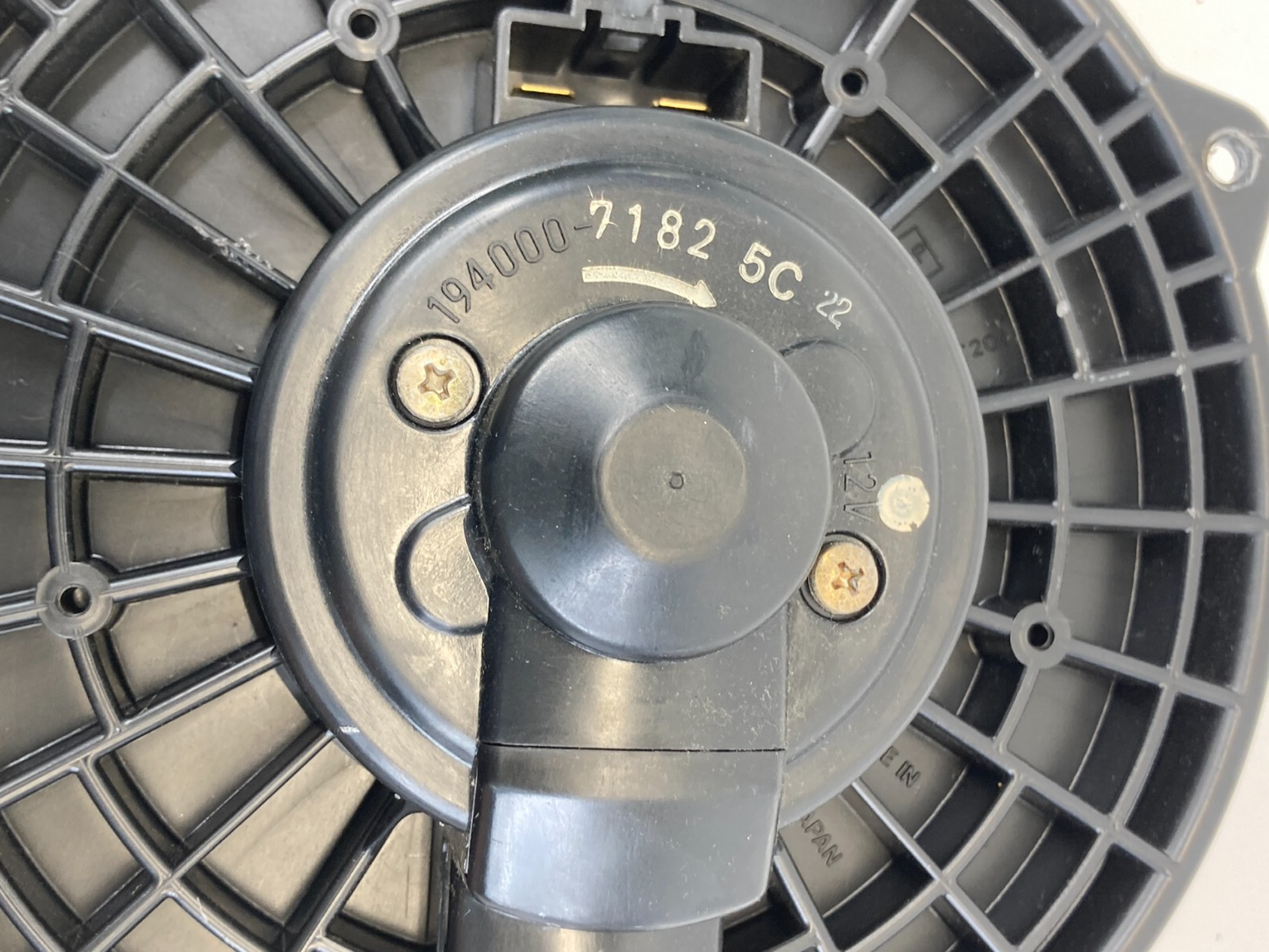 99 00 01 02 03 Lexus RX300 HVAC A/C AC Heater Blower Motor Fan 194000-7182 OEM