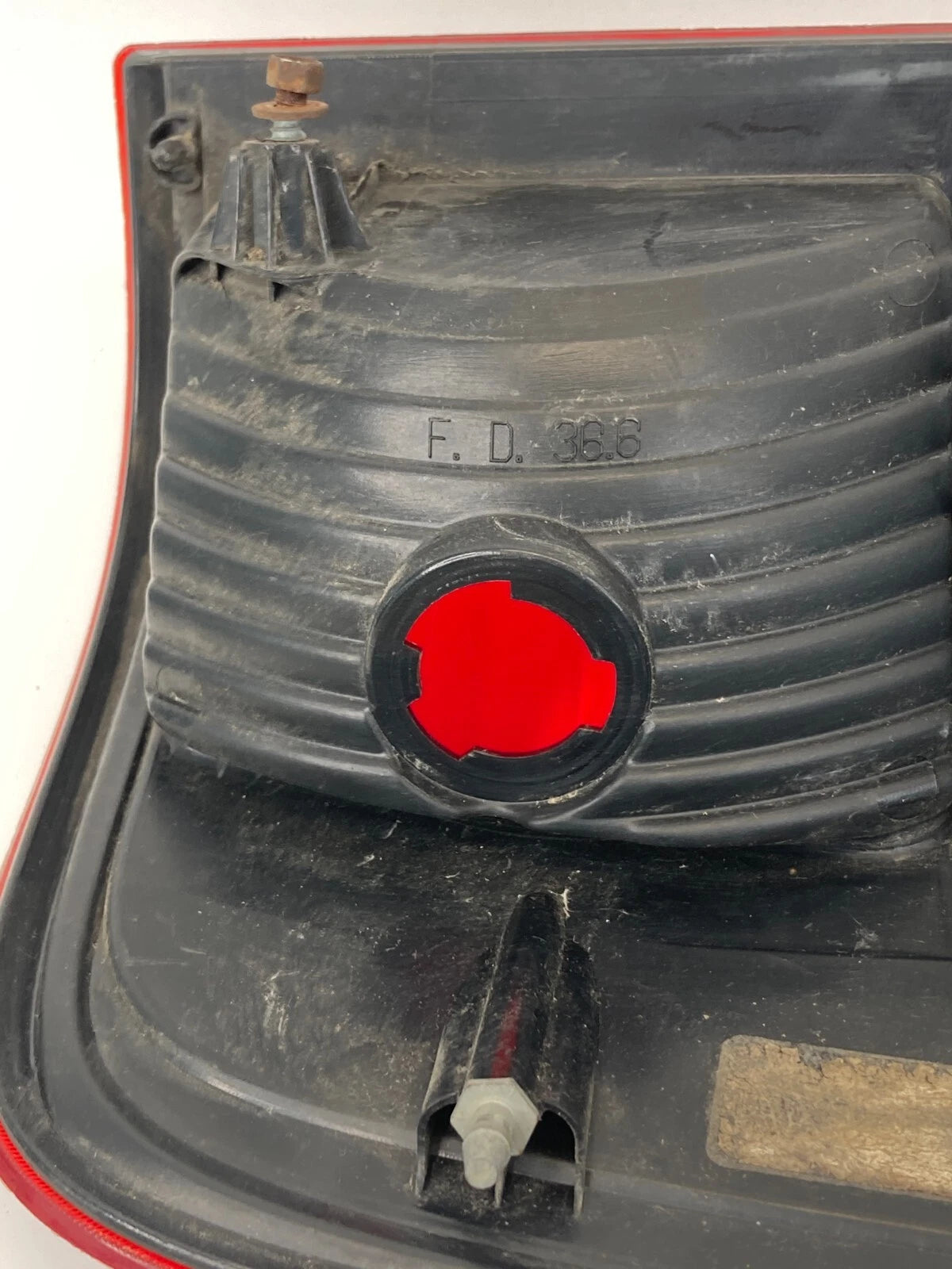 2004-2008 FORD F-150 REAR RIGHT PASSENGER TAIL LIGHT LAMP OEM 4L34-13B504-A OEM