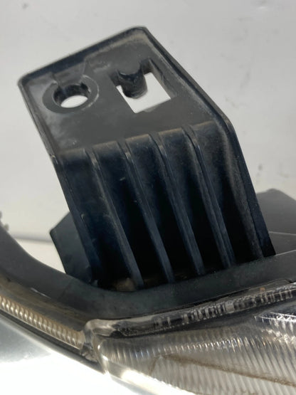 2012-2017 Nissan Quest Front Right Passenger Headlight Headlamp Halogen OEM