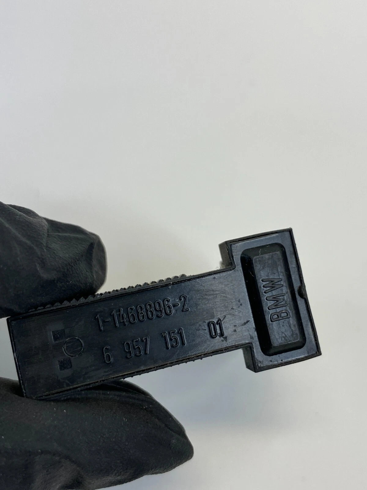 2003-2013 LAND ROVER RANGE ROVER BRAKE LIGHT LAMP STOP SWITCH OEM 1-1468896-2