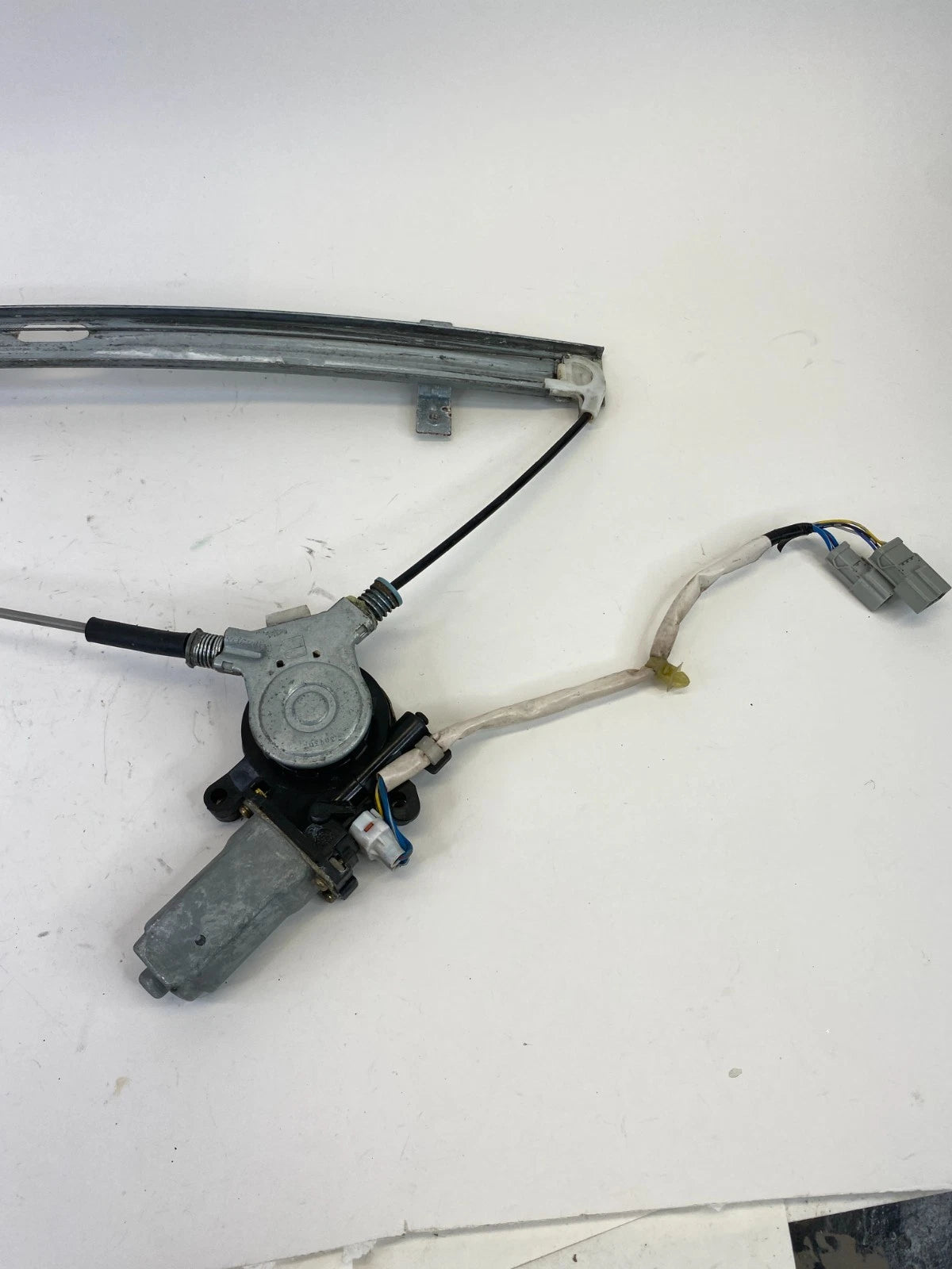 1999-2004 HONDA ODYSSEY FRONT LEFT DRIVER SIDE POWER WINDOW REGULATOR MOTOR OEM