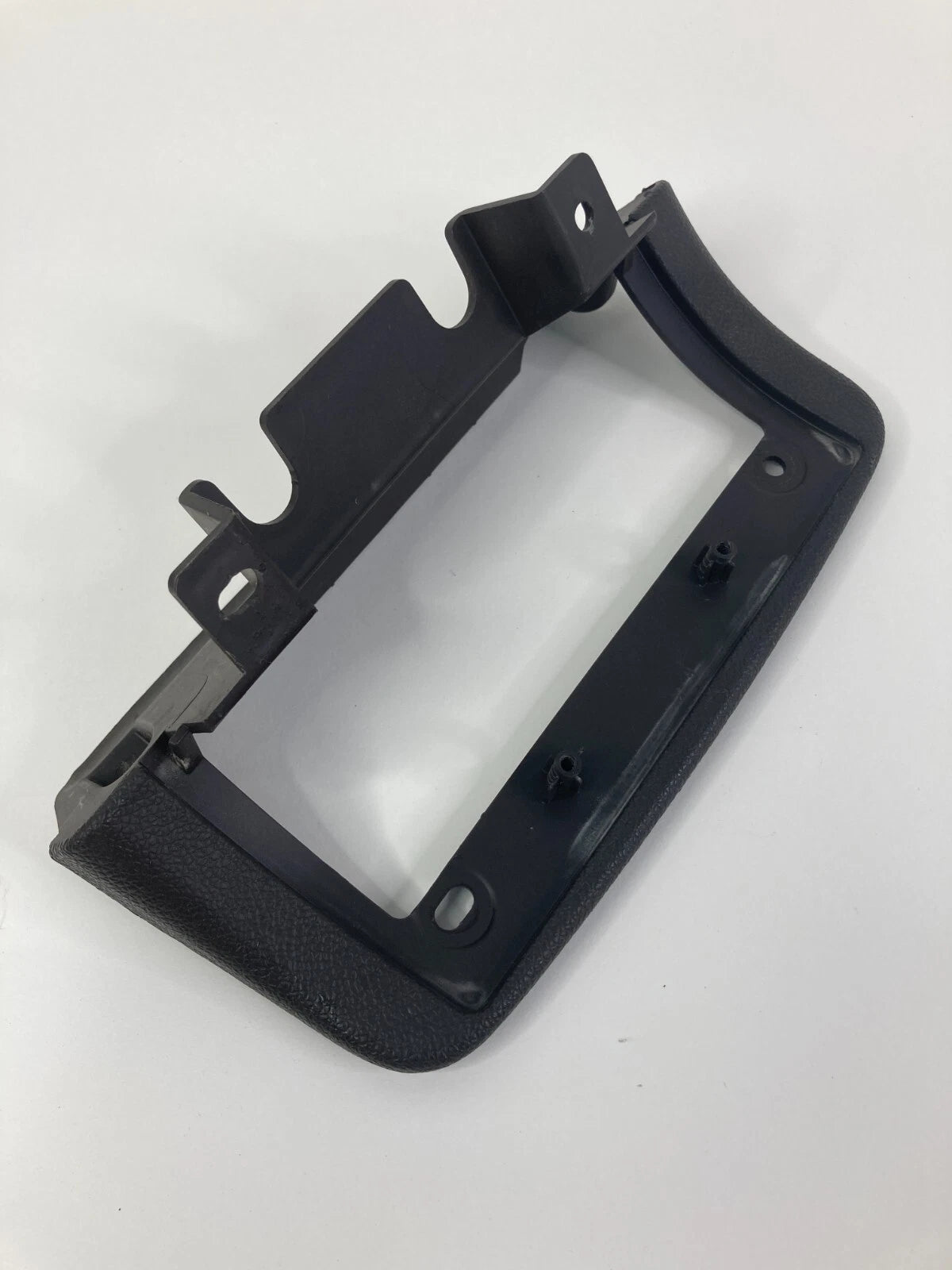 2009-2012 BUICK ENCLAVE REAR CENTER CONSOLE CLIMATE SWITCH BEZEL TRIM 25814797