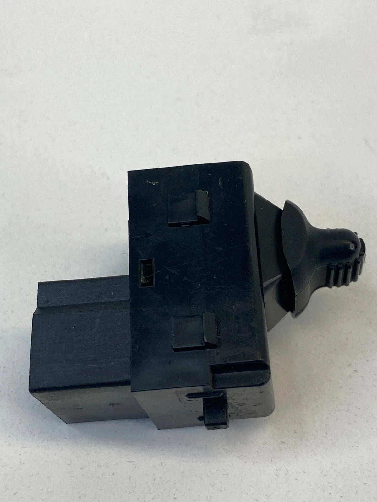 2001-2006 CHRYSLER SEBRING DODGE STRATUS FRONT RIGHT PASSENGER WINDOW SWITCH OEM