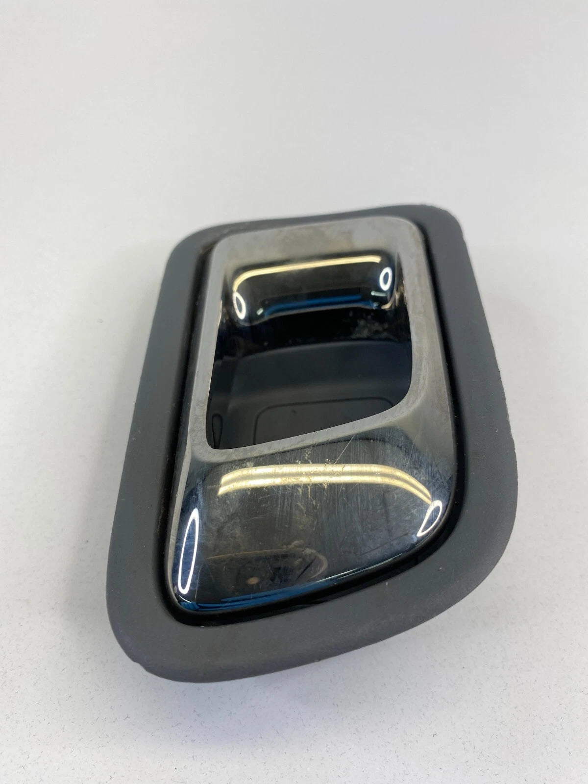 2003-2008 HONDA PILOT REAR LEFT INTERIOR DOOR HANDLE CHROME BEZEL OEM FACTORY