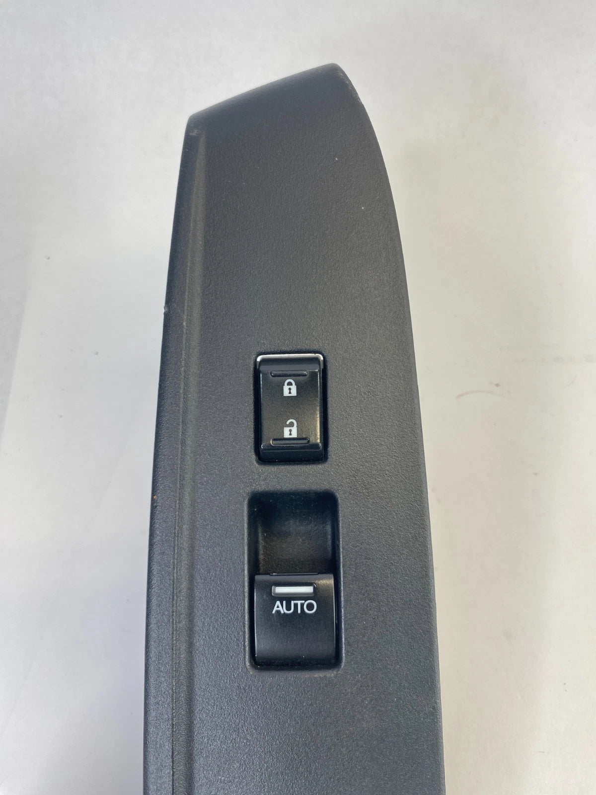 2008-2012 HONDA ACCORD FRONT RIGHT SIDE WINDOW SWITCH W/ BEZEL 35760-TA0-A31 OEM