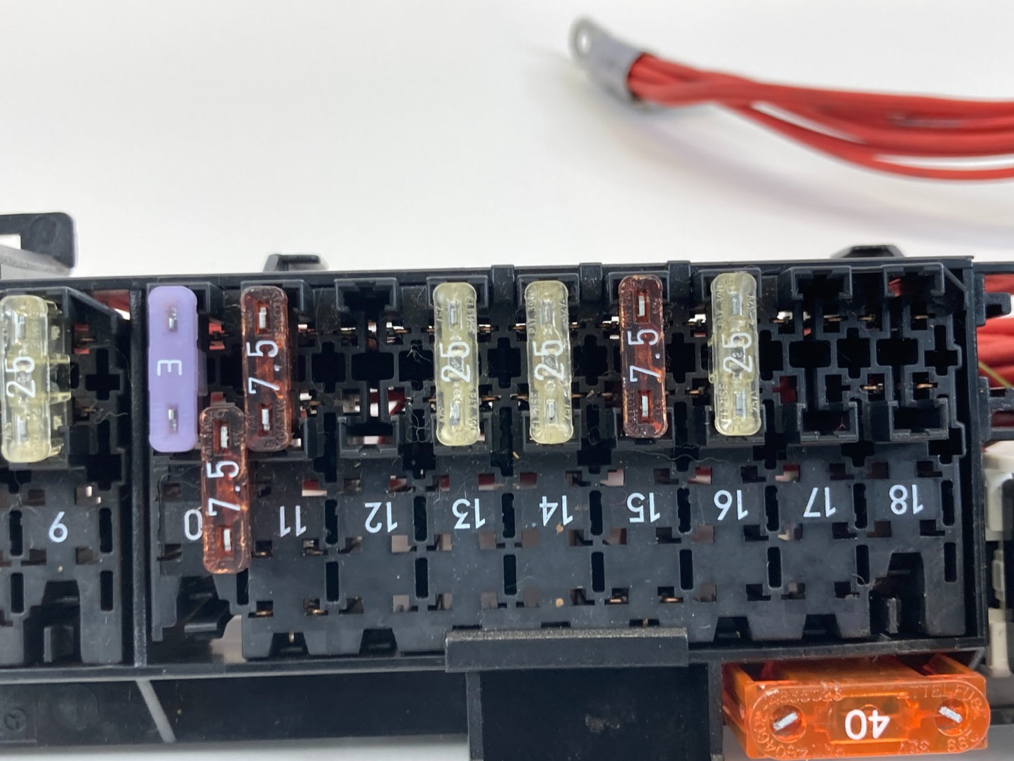 1998-2002 Mercedes-Benz E430 Rear Trunk Fuse Relay Box Block 001-545-95-01 OEM