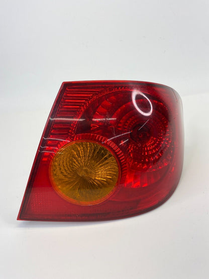 2003 2004 Toyota Corolla Right Passenger Tail Light Outer Taillight Lamp RH OEM