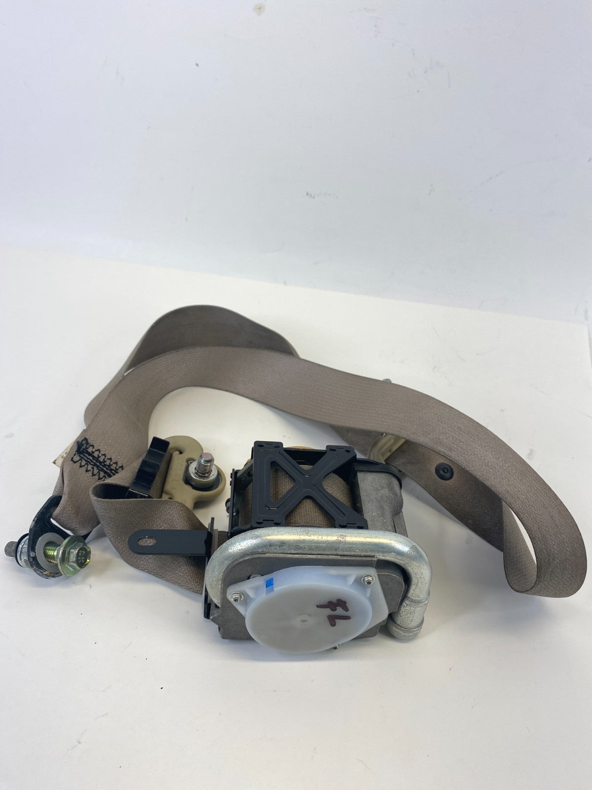 2009-2012 Nissan Murano Front Left Driver Seat Belt Retractor Assy TK-AH2-G2256