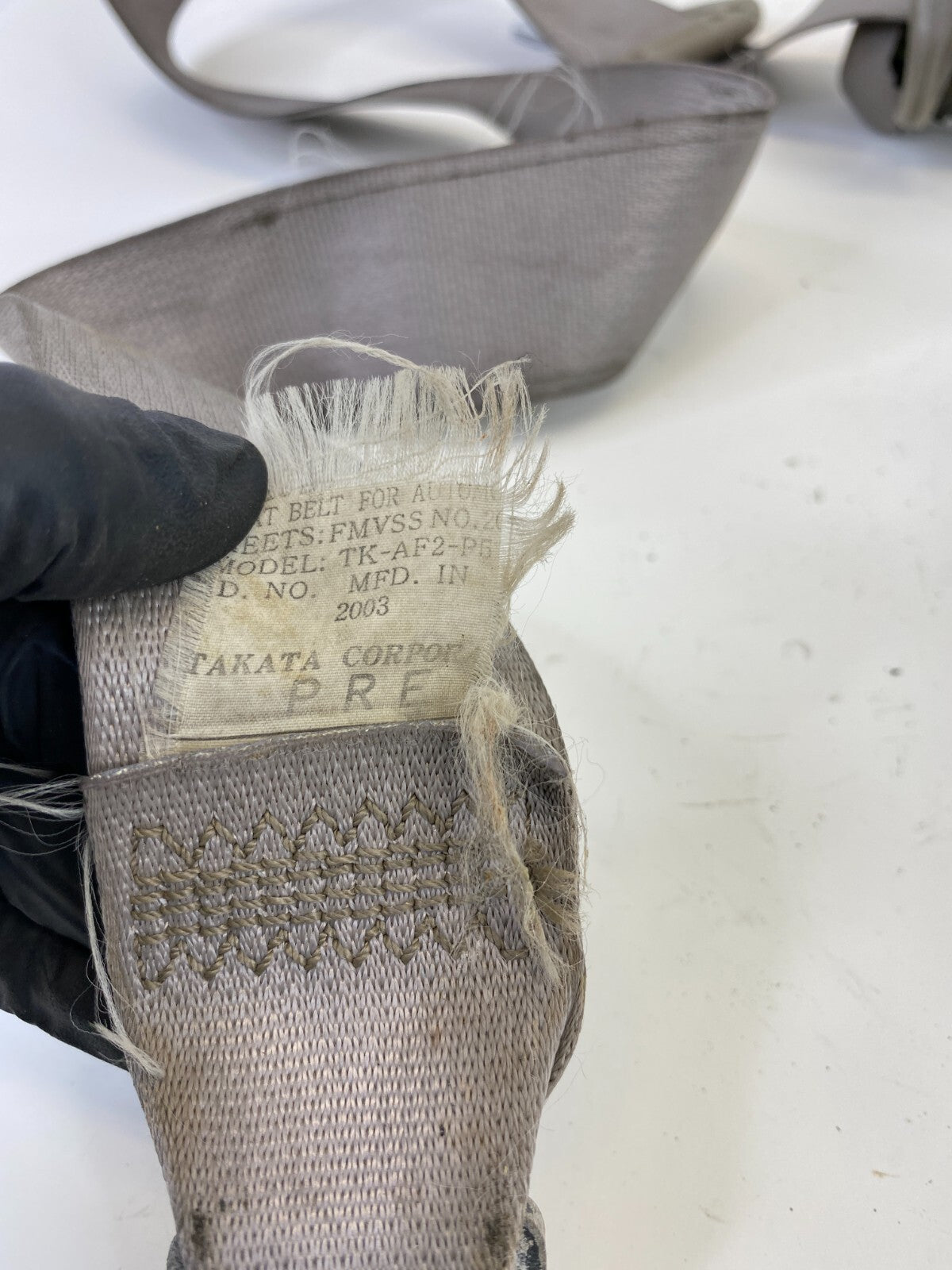 2003 2004 03 04 Suzuki XL-7 Front Right Passenger Side Seat Belt Retractor OEM