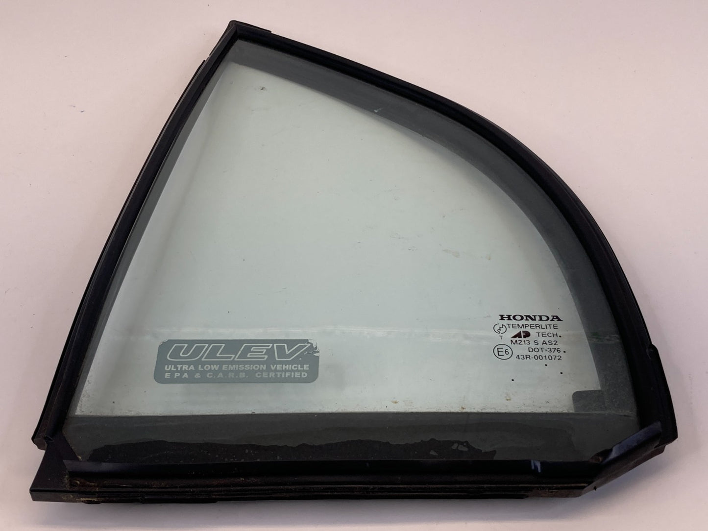2001-2005 Honda Civic Sedan Rear Left Door Quarter Vent Window Glass 73491-S5D