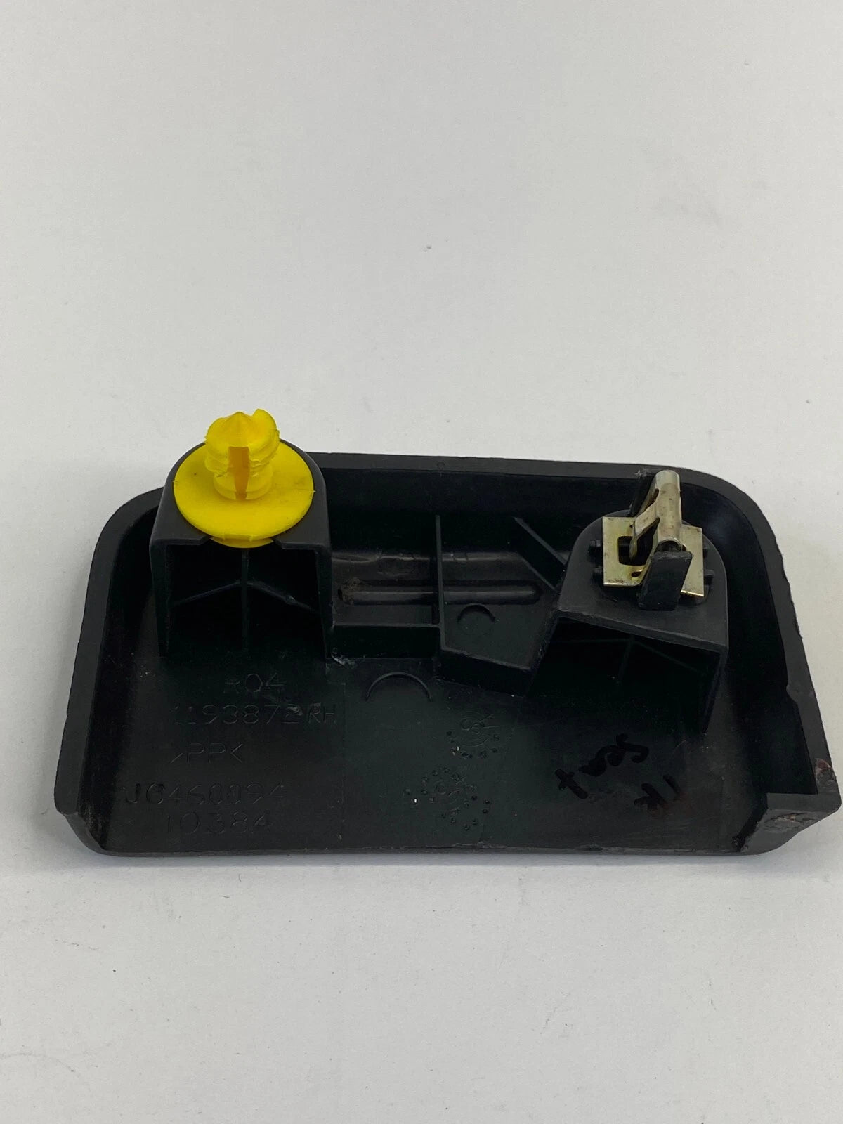 09-12 CHEVROLET TRAVERSE RIGHT SIDE SEAT TRACK BOLT COVER END CAP TRIM 1193872