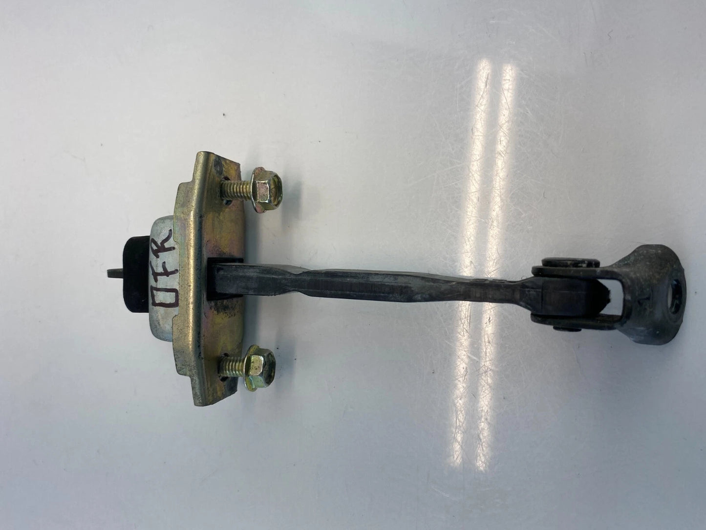 2001-2007 TOYOTA HIGHLANDER FRONT RIGHT SIDE DOOR CHECK STOP STOPPER HINGE