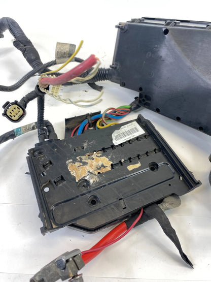 2013-2016 Ford Escape 2.5L AT Fuse Box Relay Module Junction Block CV6T-14K733