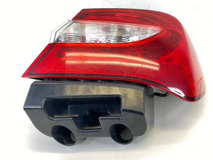 2011-2014 CHRYSLER 200 REAR RIGHT PASSENGER SIDE TAIL LIGHT LAMP 05182524A OEM