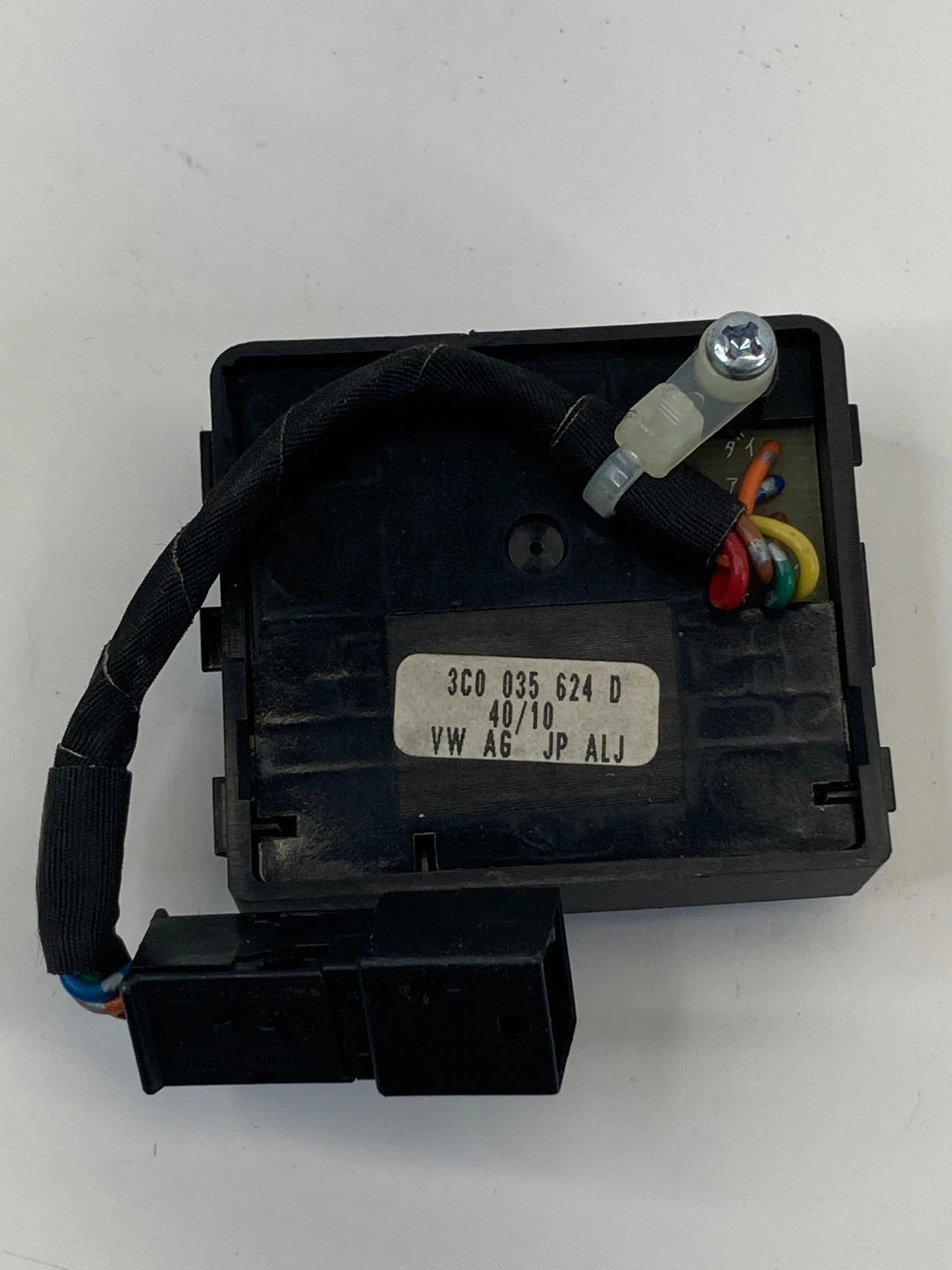 2009-2017 VOLKSWAGEN CC BLUETOOTH HANDSFREE PHONE CONTROL SWITCH 3C0-035-624-D