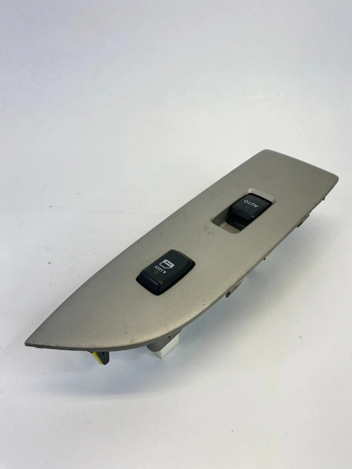 07-09 LEXUS RX350 FRONT RIGHT DOOR WINDOW & LOCK SWITCH W/ BEZEL 74230-0E010 OEM