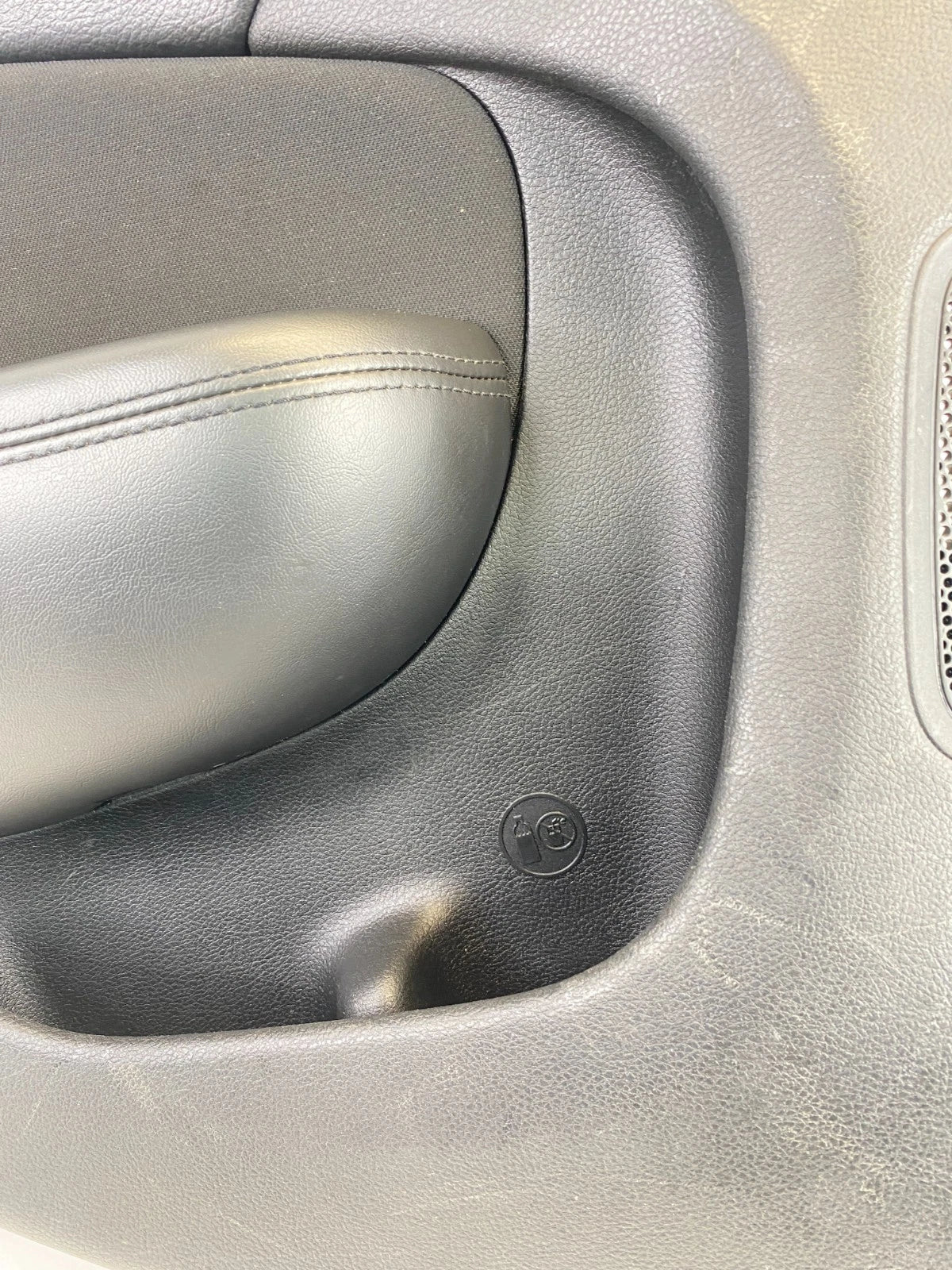 2015-2017 Chrysler 200 Rear Left Side Interior Door Panel Assembly 5MC33DX9AB