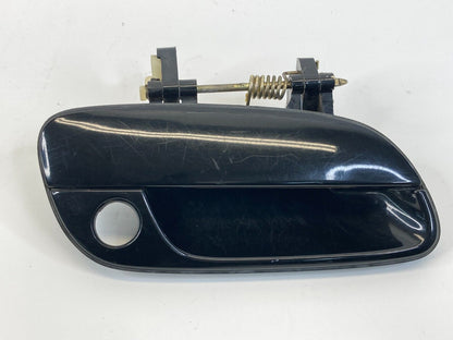 2001-2006 Hyundai Elantra Front Right Passenger Exterior Door Handle Assembly