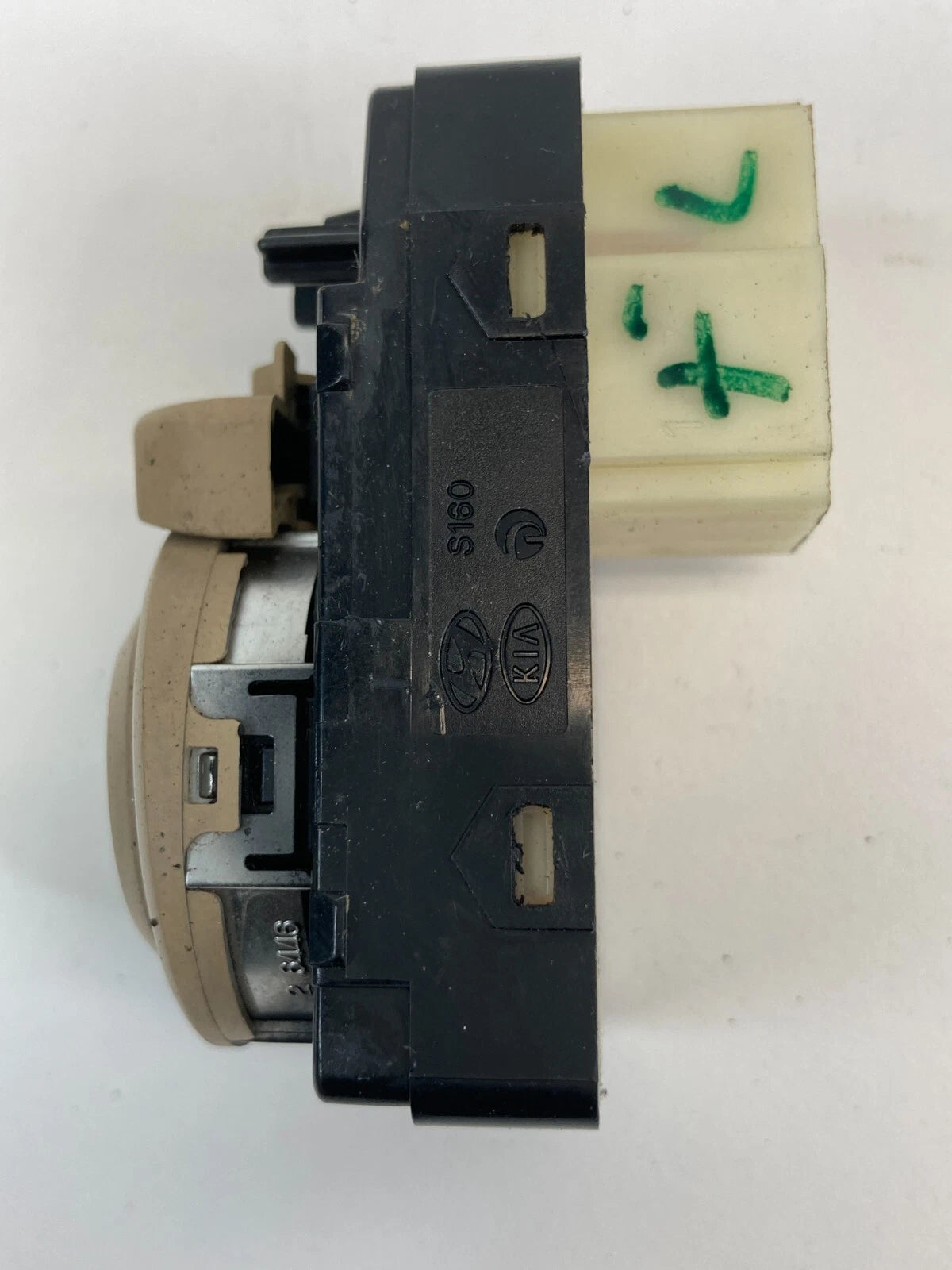 11-14 HYUNDAI SONATA FRONT LEFT DOOR POWER MIRROR CONTROL SWITCH 202006586 OEM
