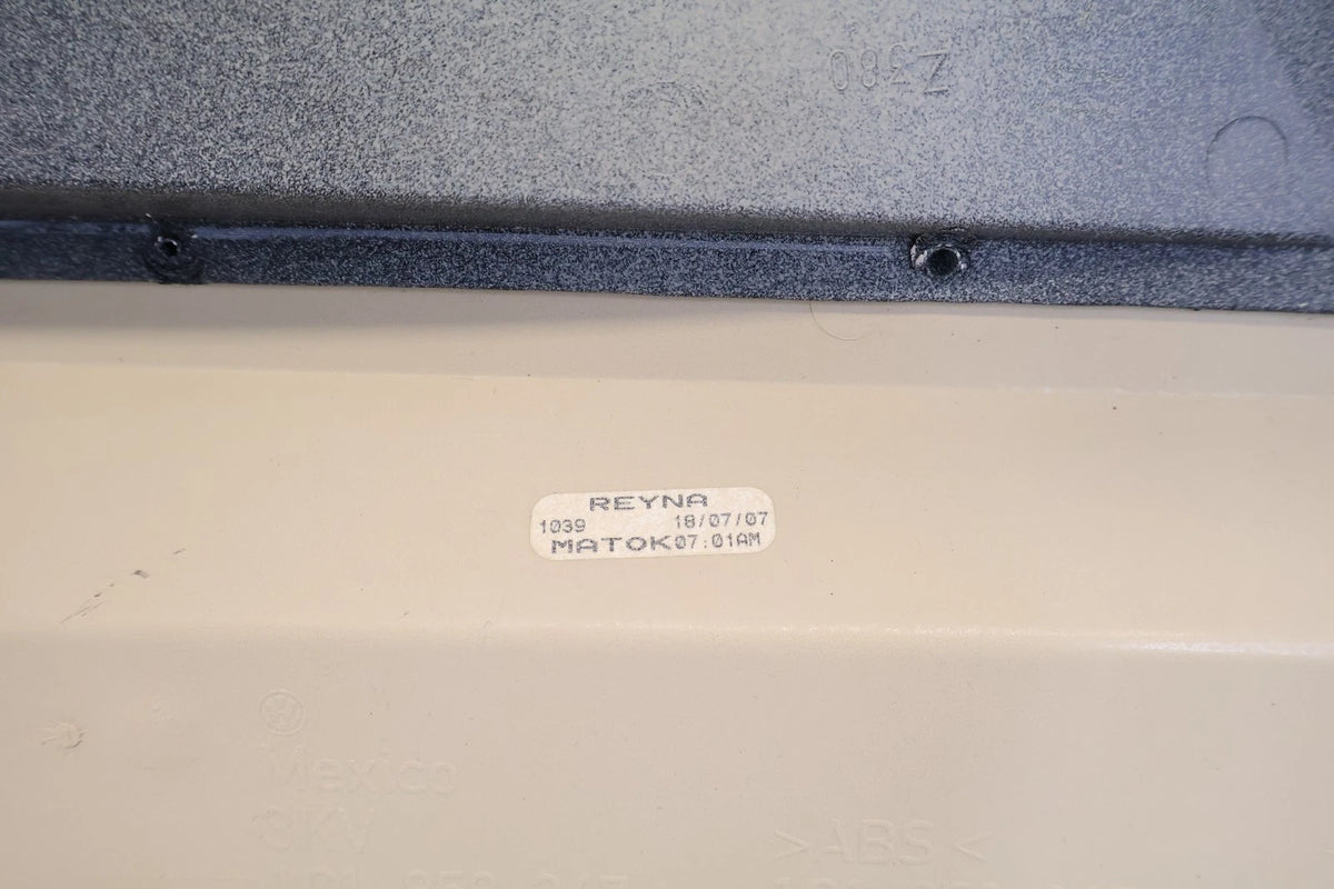 2006-2010 VOLSKWAGEN BEETLE LOWER DASH KNEE BOLSTER PANEL TRIM 1C1-858-365-C OEM