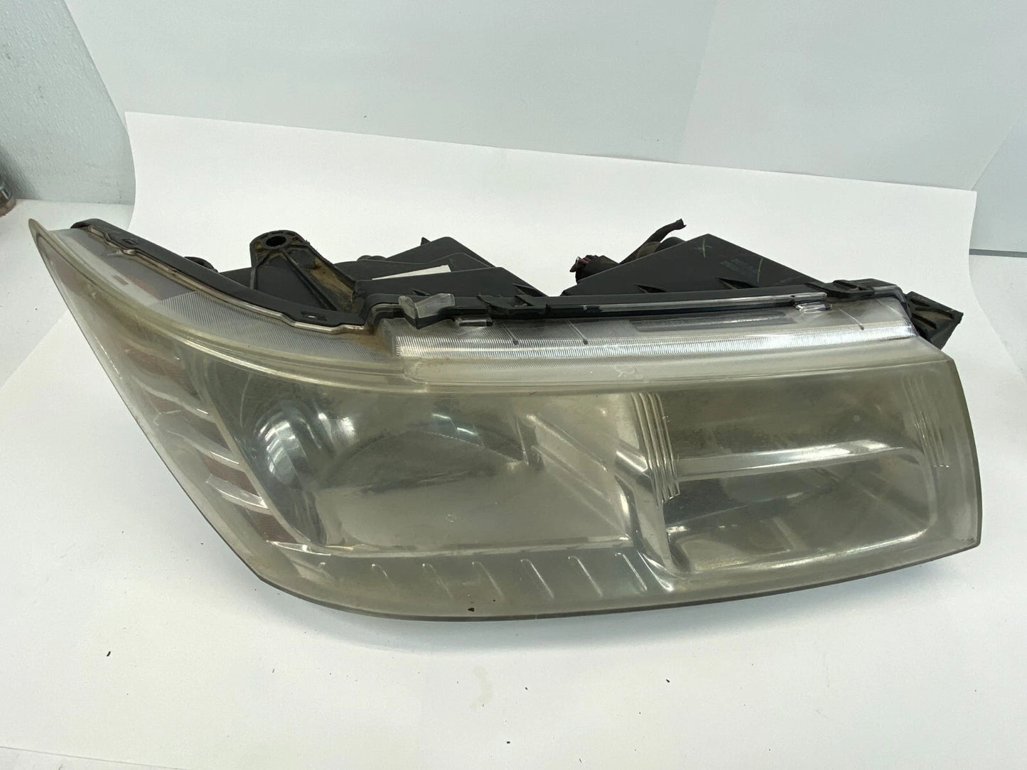 2009-2020 DODGE JOURNEY RIGHT PASSENGER HEADLIGHT HEADLAMP HALOGEN 05116288AB