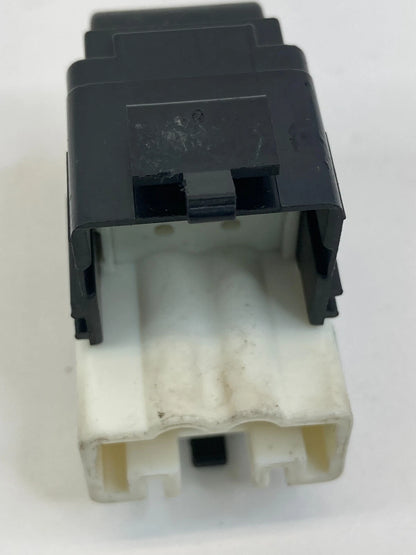 2002-2006 TOYOTA CAMRY FRONT RIGHT SIDE DOOR POWER WINDOW SWITCH BUTTON OEM