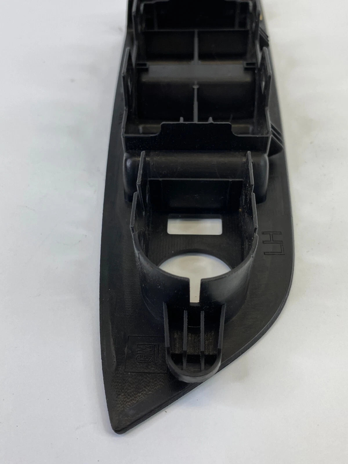 2010-2017 CHEVROLET EQUINOX FRONT LEFT MASTER POWER WINDOW SWITCH TRIM BEZEL OEM