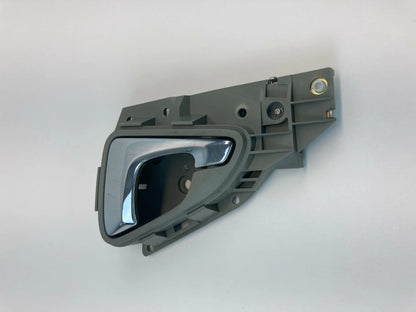2005-2010 HONDA ODYSSEY FRONT LEFT DRIVER SIDE INTERIOR DOOR HANDLE W/ BEZEL OEM