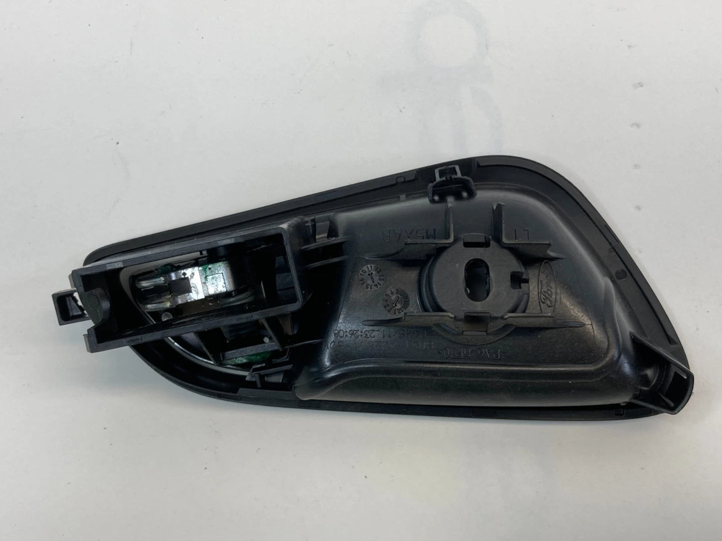 2012-2018 FORD FOCUS SEDAN REAR LEFT SIDE INNER INSIDE DOOR HANDLE BM51A22601B