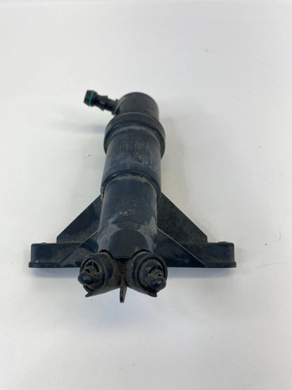 2004-2007 BMW 530I 525I 06-10 BMW 550I LEFT HEADLIGHT WASHER NOZZLE LH OEM