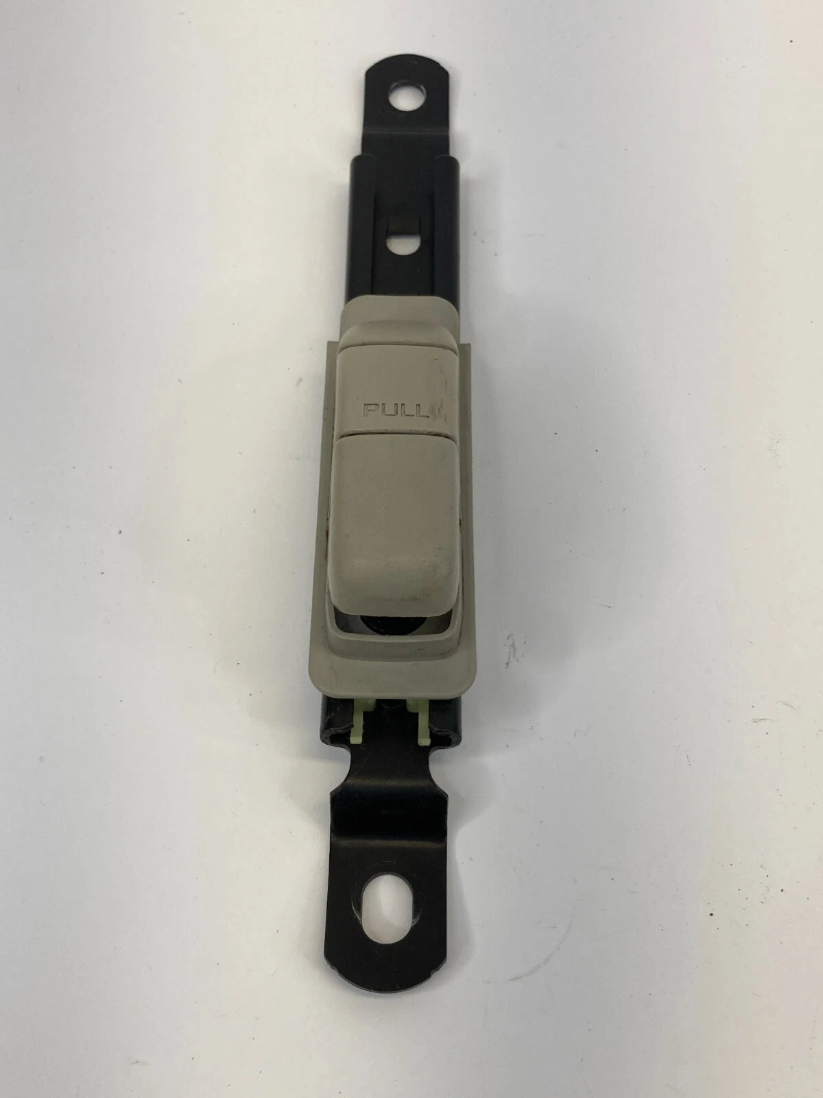 2007-2012 NISSAN VERSA FRONT LEFT DRIVER SEAT BELT HEIGHT ADJUSTER OEM