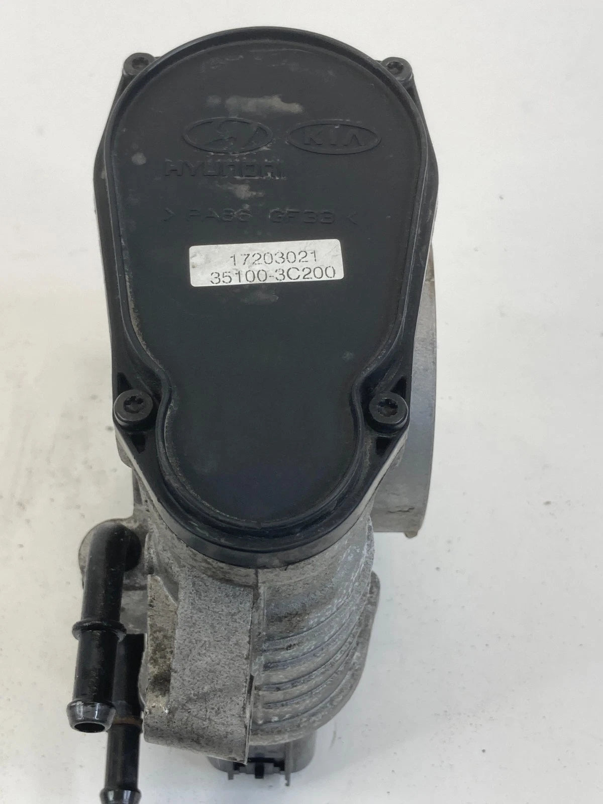 2006-2010 KIA SEDONA 3.8L V6 ENGINE THROTTLE BODY VALVE ASSEMBLY 35100-3C200 OEM