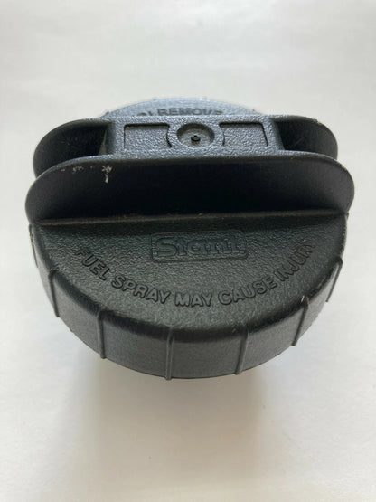 1996 1997 1998 NISSAN PATHFINDER 93-98 QUEST ENGINE OIL FILLER CAP LID