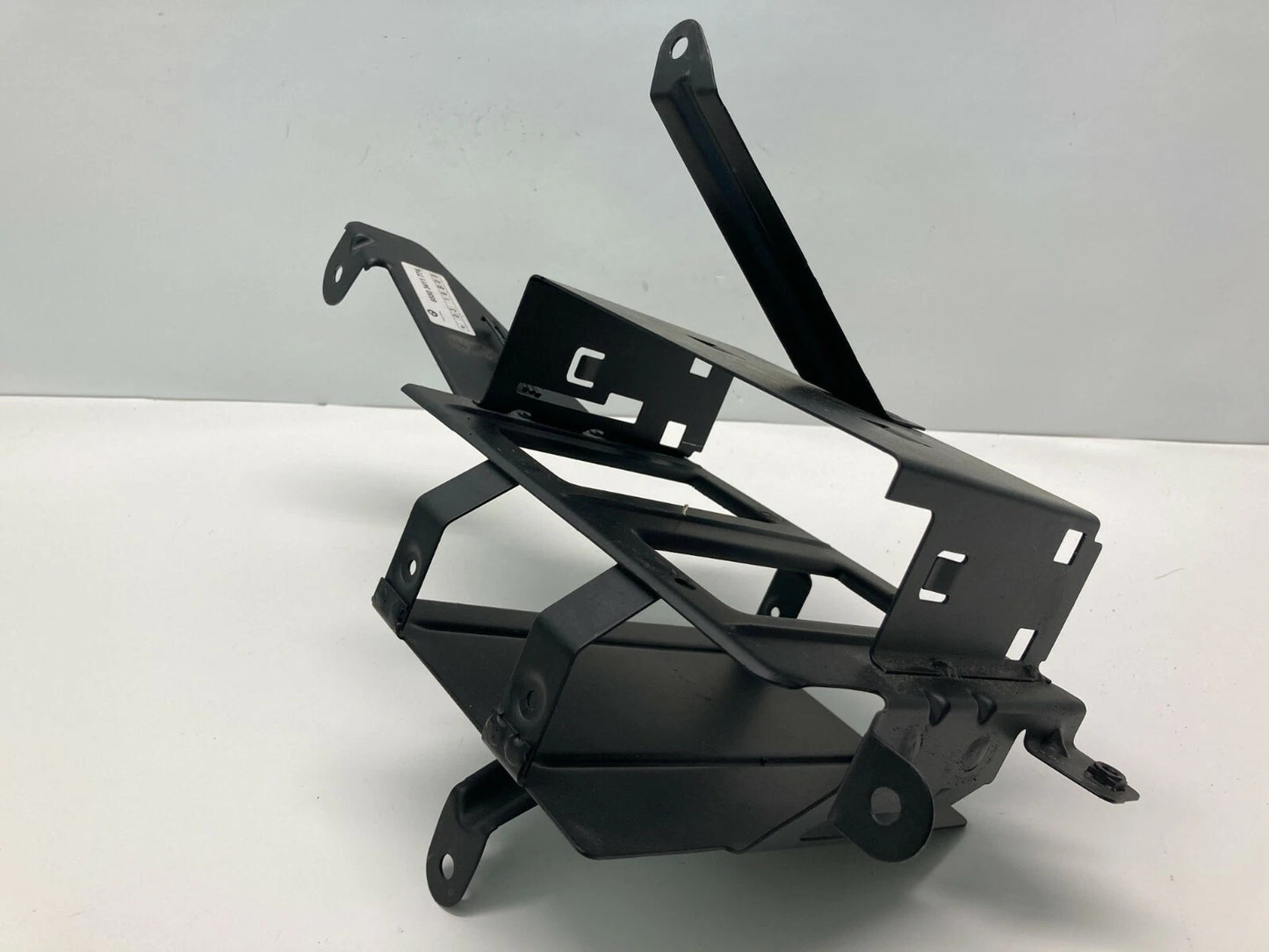 2004-2010 BMW X3 DVD NAVIGATION GPS SYSTEM COMPUTER MOUNTING BRACKET 65503411774