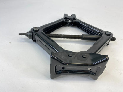 06-10 KIA OPTIMA EMERGENCY SPARE TIRE KIT JACK TOOL LUG WRENCH W/JACK CARRIER