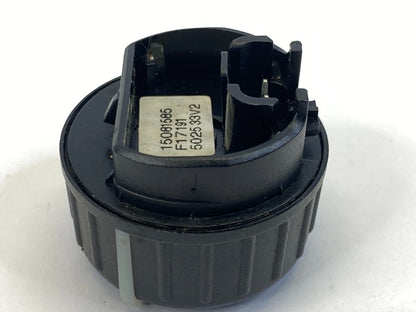 2002-2006 CHEVROLET TRAILBLAZER REAR HVAC BLOWER FAN CONTROL SWITCH OEM 15081585