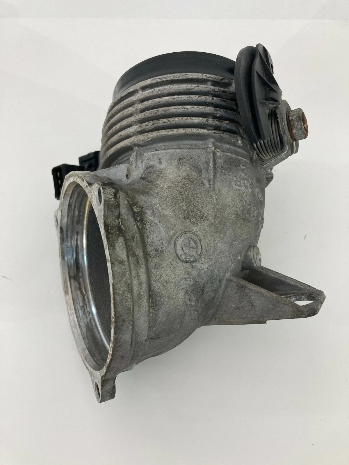 1997 1998 BMW 740IL 4.4L V8 A/T THROTTLE BODY INTAKE TUBE ELBOW ASSEMBLY OEM