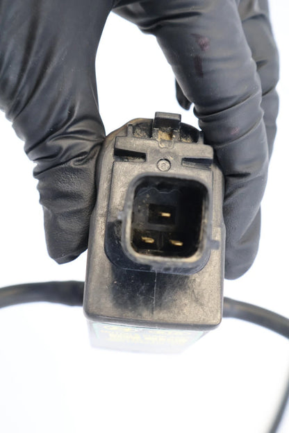 2006-2011 HYUNDAI ACCENT WINDSHIELD WIPER WASHER FLUID PUMP 98510-1C100 OEM