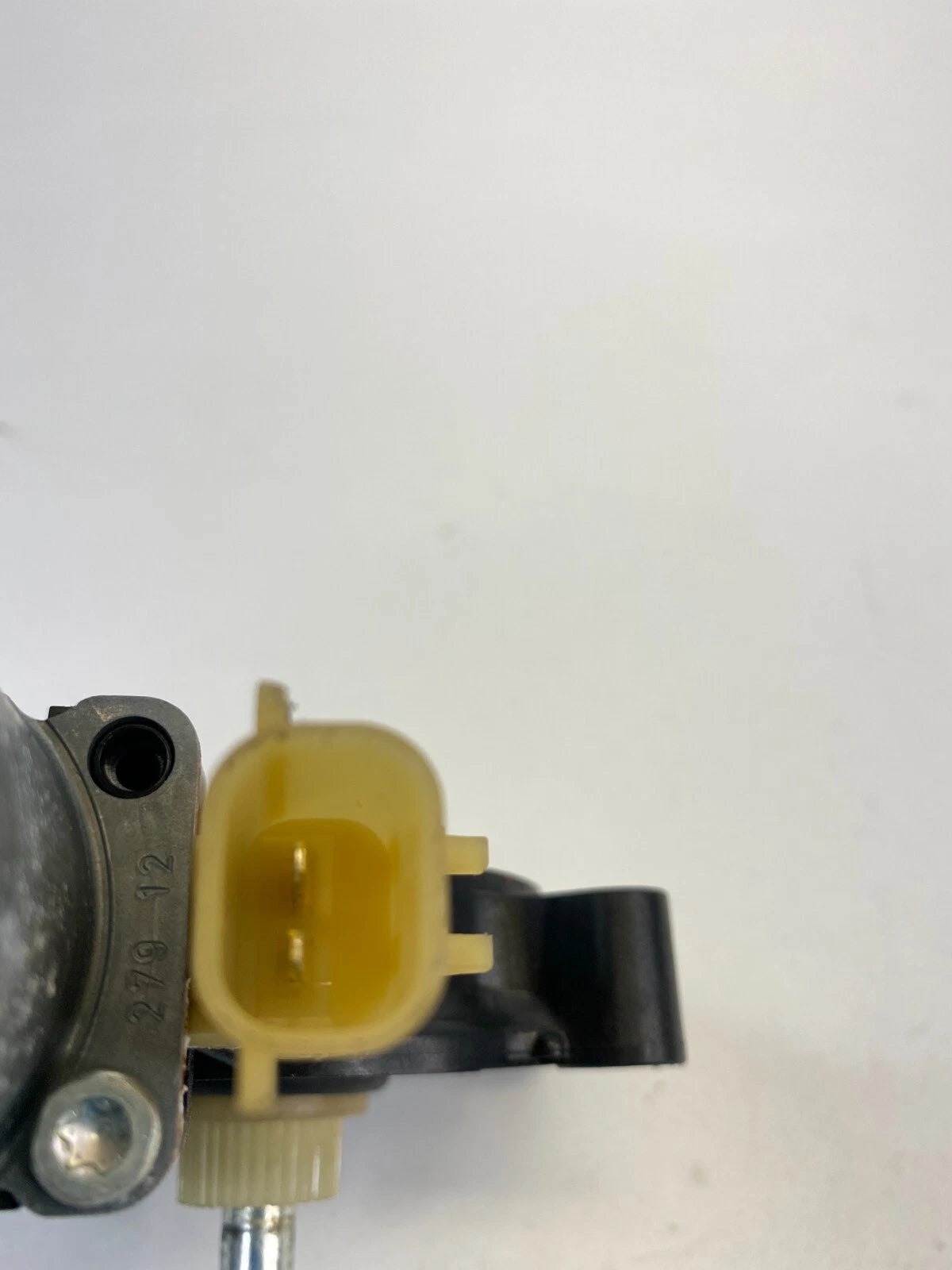 2013-2015 CHEVROLET MALIBU REAR LEFT SIDE POWER DOOR WINDOW MOTOR 0130822687 OEM