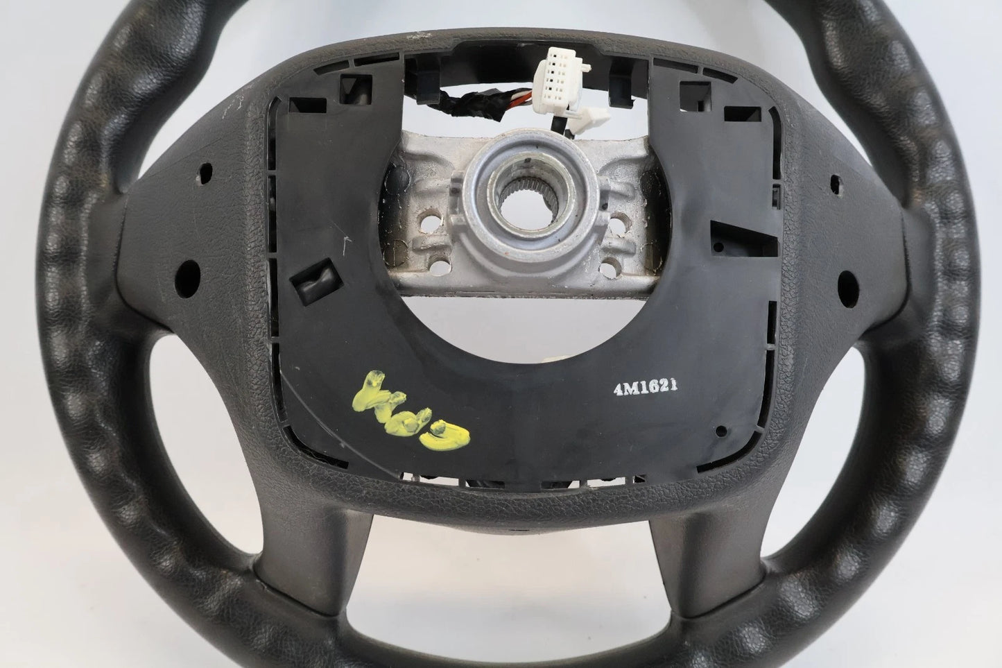 2014-2016 HYUNDAI ELANTRA DRIVER STEERING WHEEL W/ CRUISE CONTROL SWITCHES OEM