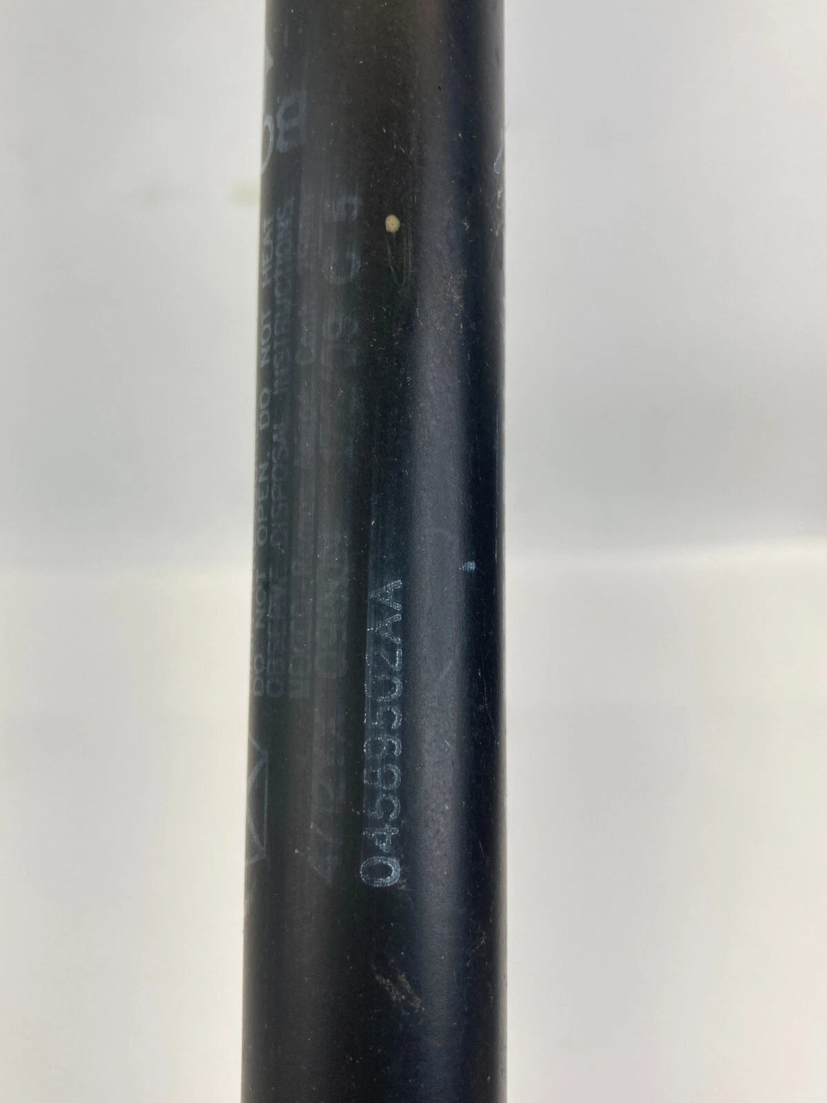 2001-2007 DODGE CARAVAN REAR TRUNK LIFTGATE STRUT SHOCK PAIR SET 04589502AA OEM