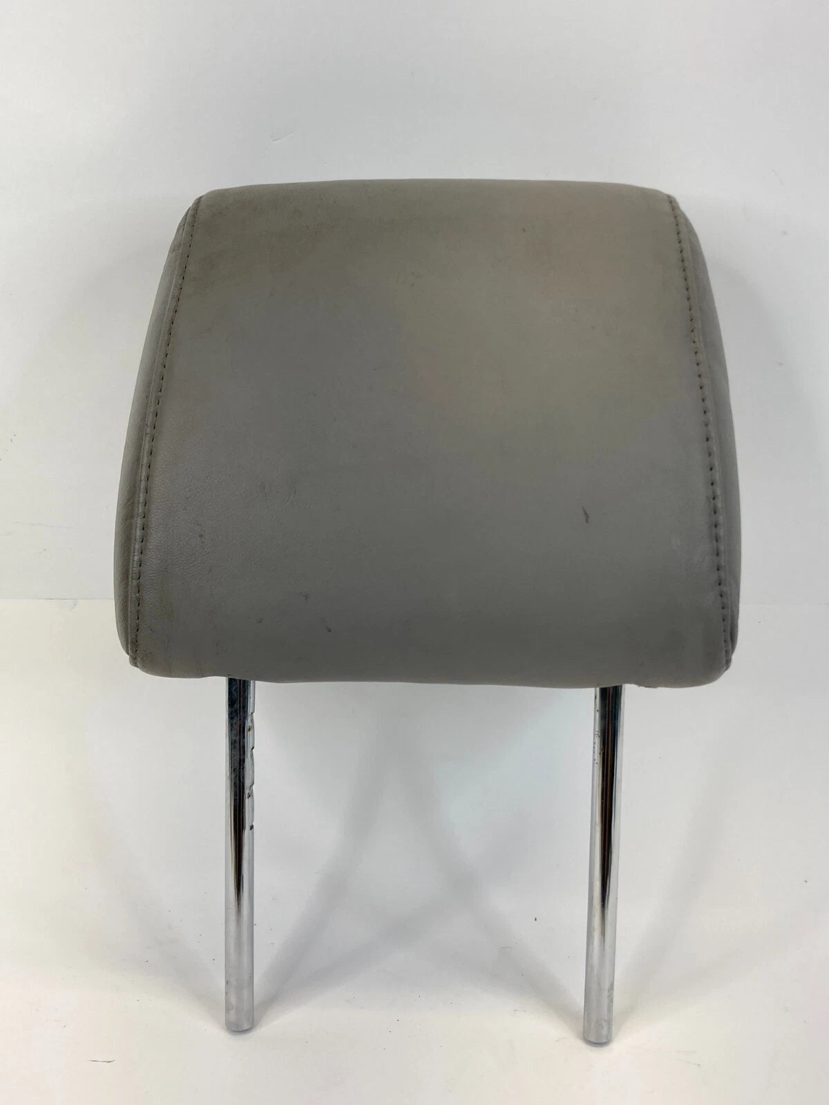 2004-2007 TOYOTA HIGHLANDER FRONT RIGHT PASSENGER SEAT HEADREST HEAD REST OEM