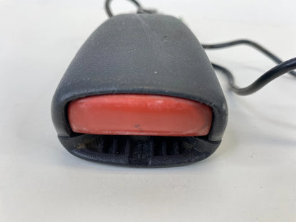 2000-2004 VOLVO S40 FRONT LEFT DRIVER SIDE SEAT BELT BUCKLE RECIVER ASSY OEM