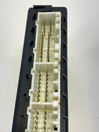 2010-2013 KIA FORTE 2.0L L4 AT BODY CONTROL MODULE COMPUTER BCM BCU 95400-1M471