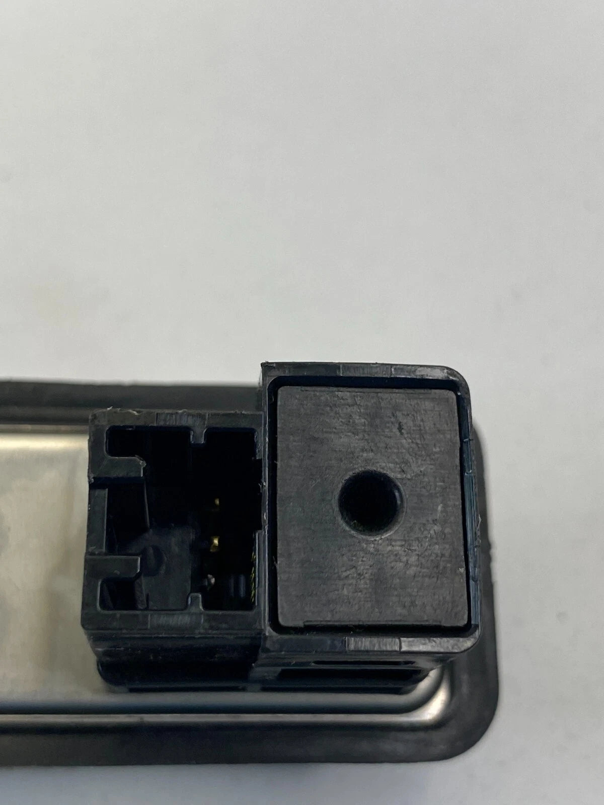 2010-2014 SUBARU OUTBACK LEGACY REAR RIGHT SIDE DOOR AJAR JAMB SENSOR SWITCH OEM