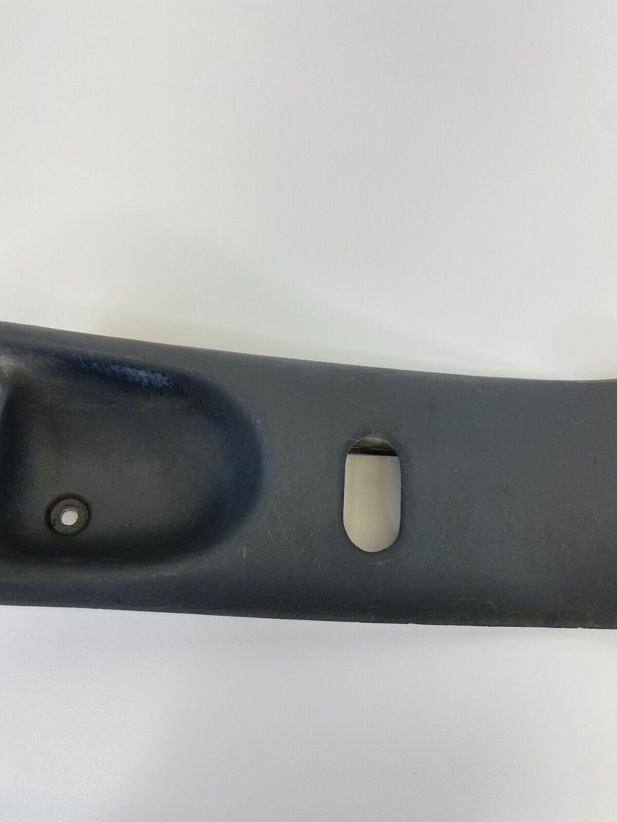 1997-2005 Buick Century Front Right Inner Door Handle Bezel Trim Cover 10279858